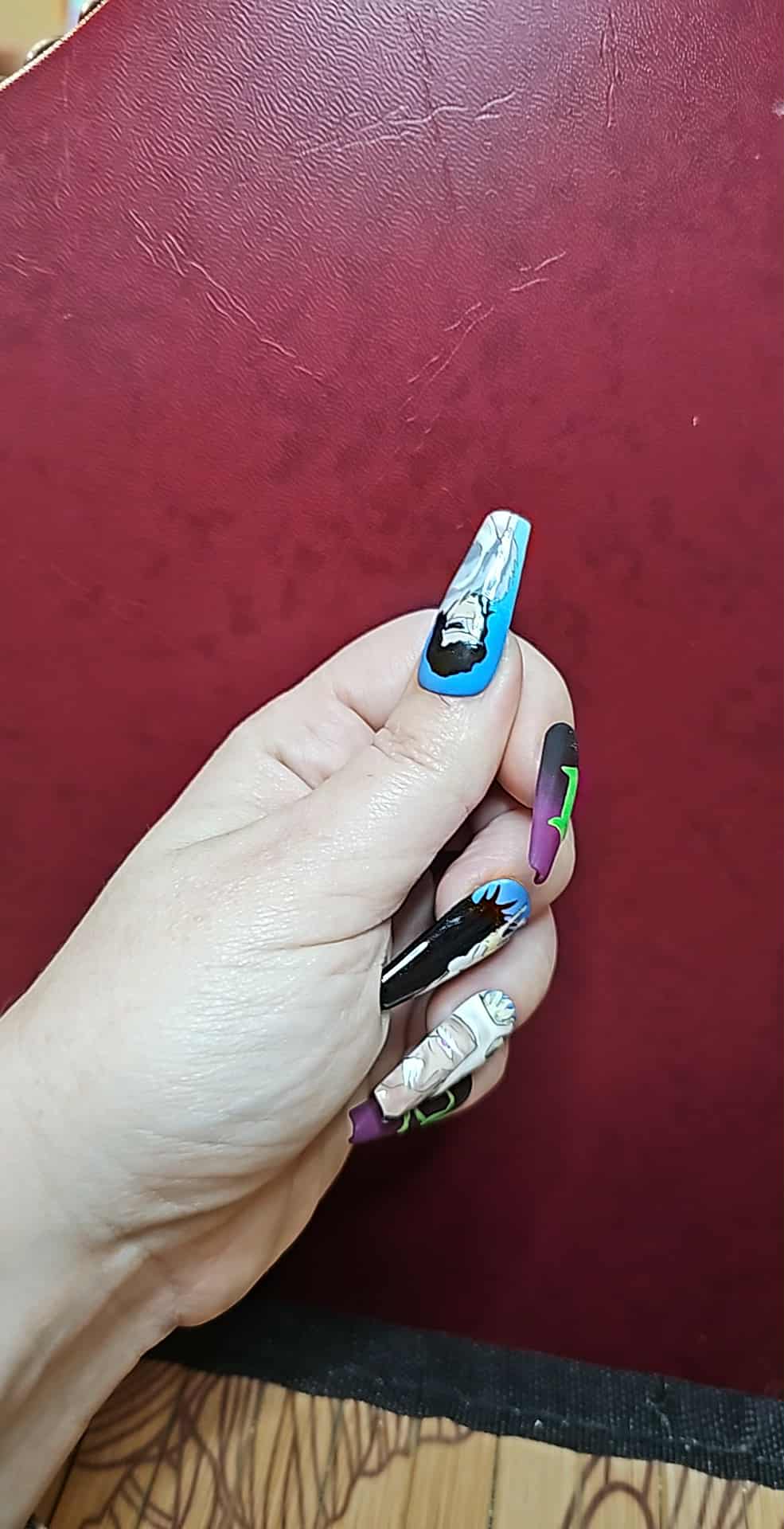 Press on Nails "Espadas" by Pokénails Studio